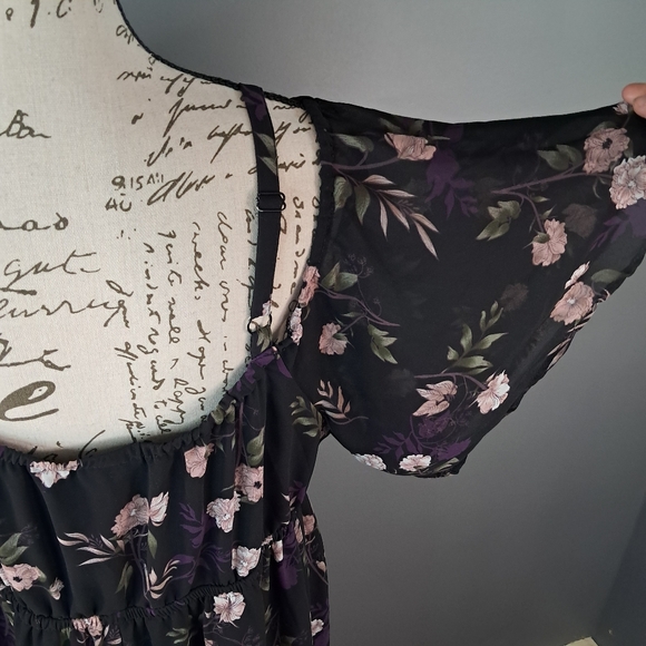 TORRID Plus Size 1 Black And Purple Floral Off The Shoulder Dress - Picture 4 of 9